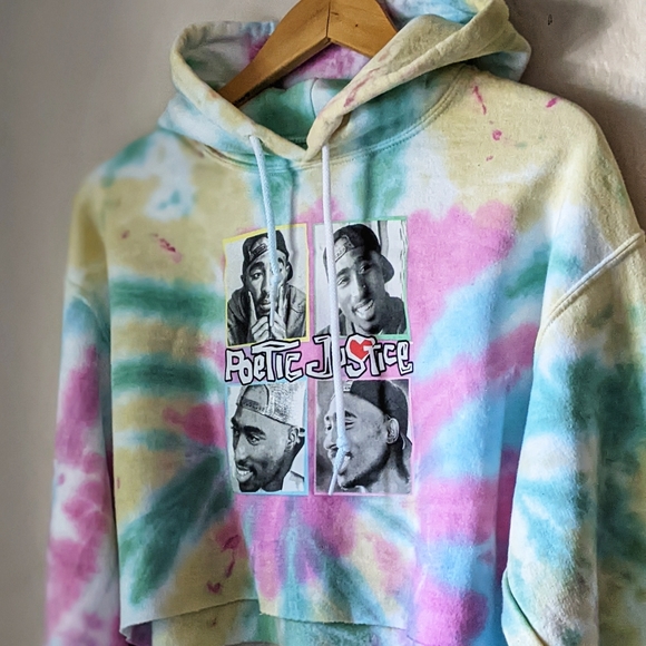 NWOT! TUPAC 90s Throwback Poetic Justice Tie-Dyed Cropped Fleece Hoodie - Picture 1 of 10